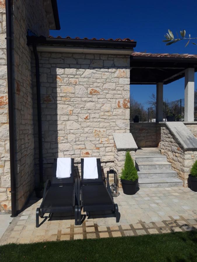 Villa Luksa Groznjan Exterior photo